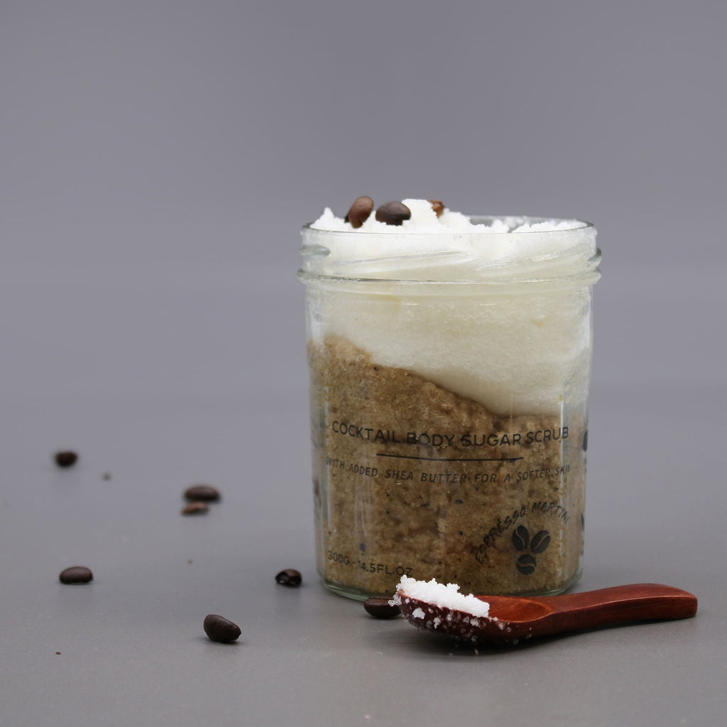 Energie și Rafinament – Scrub Corporal Espresso Martini 300g amazio