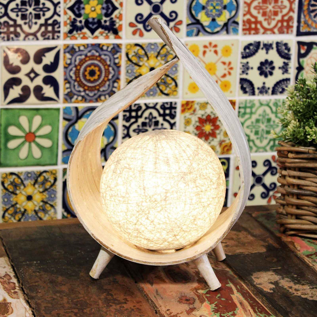Lampă Naturală din Frunză de Cocos - Înfășurat Alb Spălat