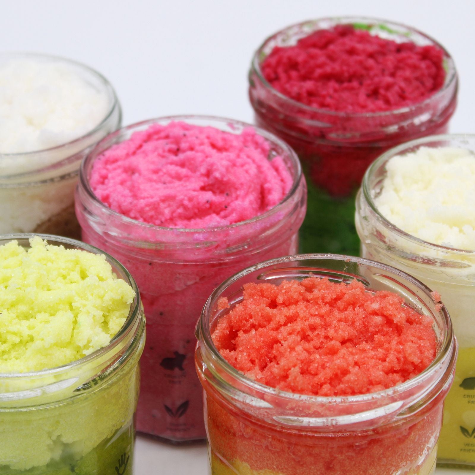 Prospățime de Cocktail în Rutina Ta – Scrub Corporal Mojito 300g amazio