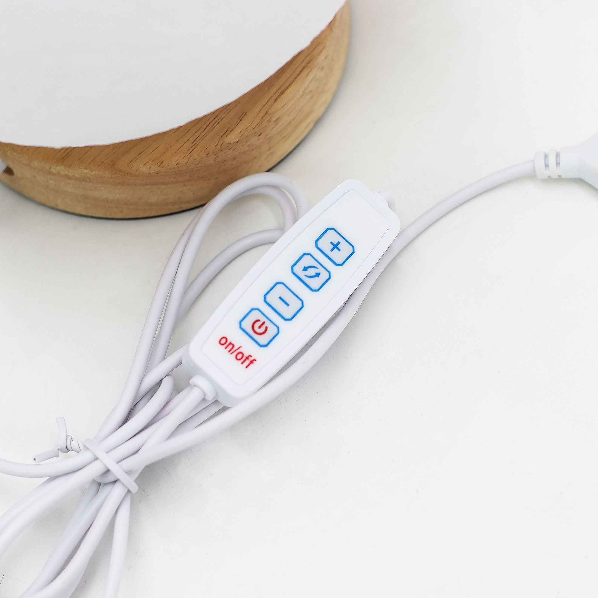 Lampă New Wave - USB - 3 Intensități - Lună